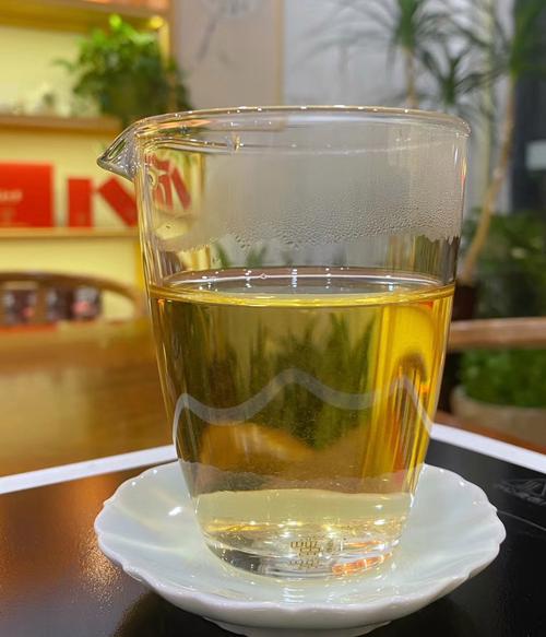;酒,饮料及茶叶零售